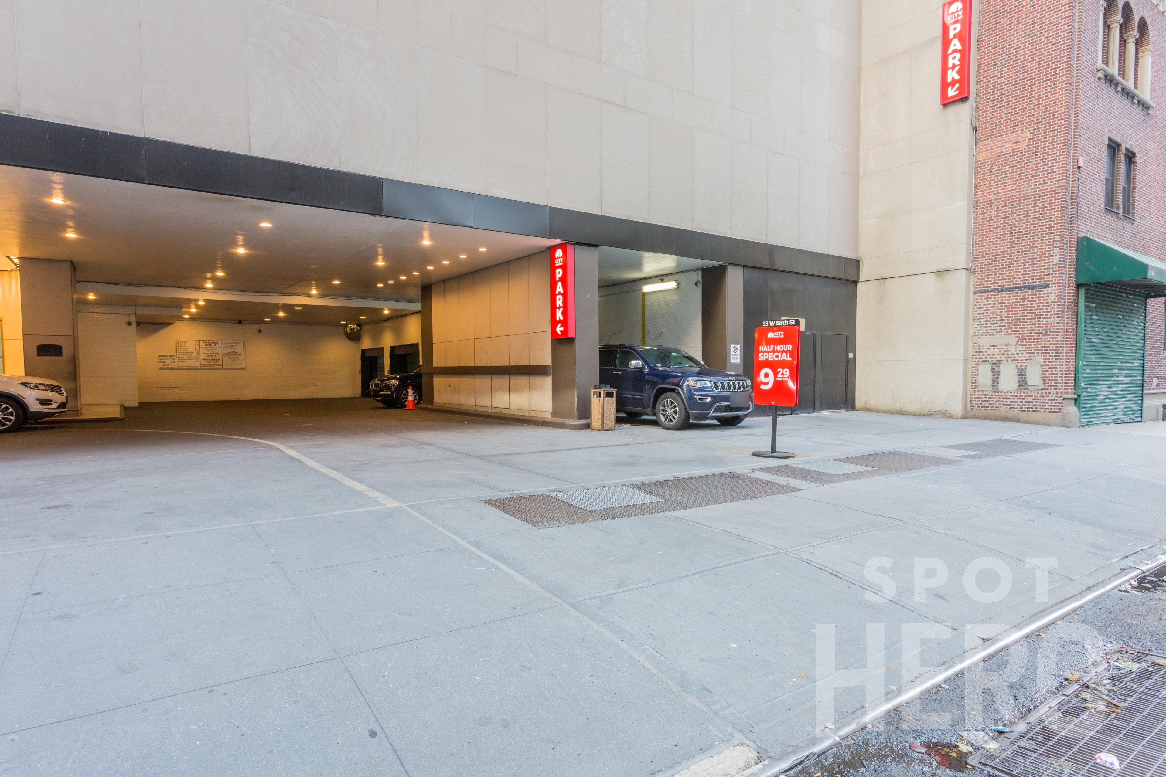 Photo of 33 W 58th St. - Park Lane Hotel - Valet Garage